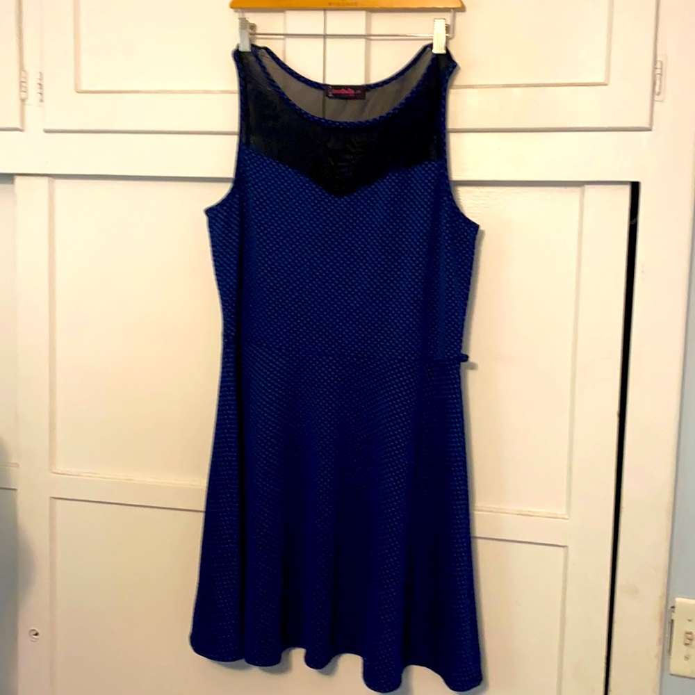 Blue Polkadot textured fabric dress